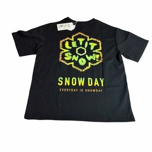 Snowday Snowflake T-Shirt Men’s Size Medium | NWT